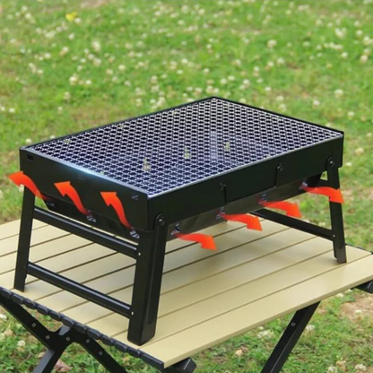 Parrilla de Carbón Portátil Plegable + Regalo: Set Parrillero 3 piezas