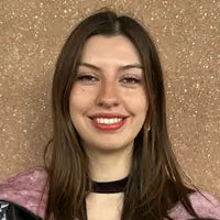 <em>Marcela Hernández</em>